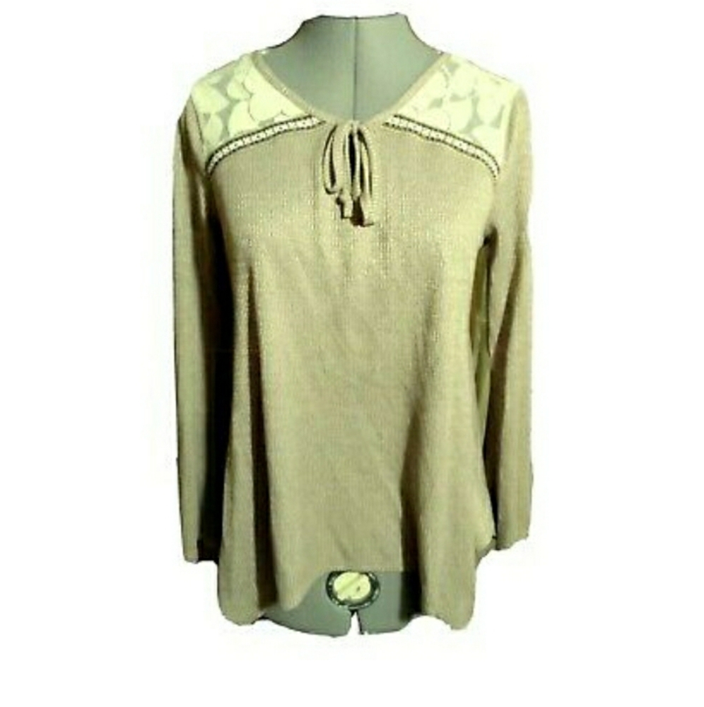 STYLE & CO. Lace trim Top XS Taupe Brown Sharkbite hem Boho keyhole front blouse